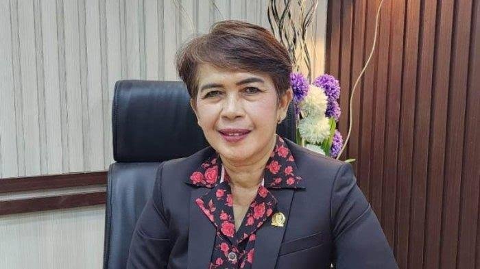 Anggota-Komisi-V-DPRD-Lampung-Budhi-Condrowati-1